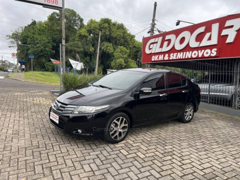 HONDA - CITY - 2010/2010 - Preta - R$ 47.900,00