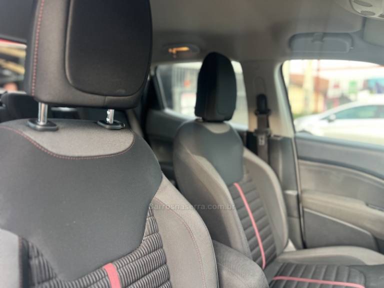 FIAT - TORO - 2018/2018 - Branca - R$ 87.900,00