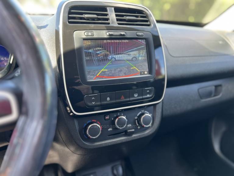 RENAULT - KWID - 2020/2020 - Branca - R$ 41.000,00