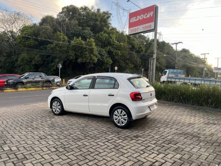VOLKSWAGEN - GOL - 2020/2020 - Branca - R$ 49.900,00
