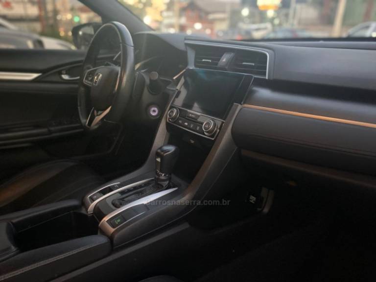HONDA - CIVIC - 2017/2017 - Branca - Sob Consulta