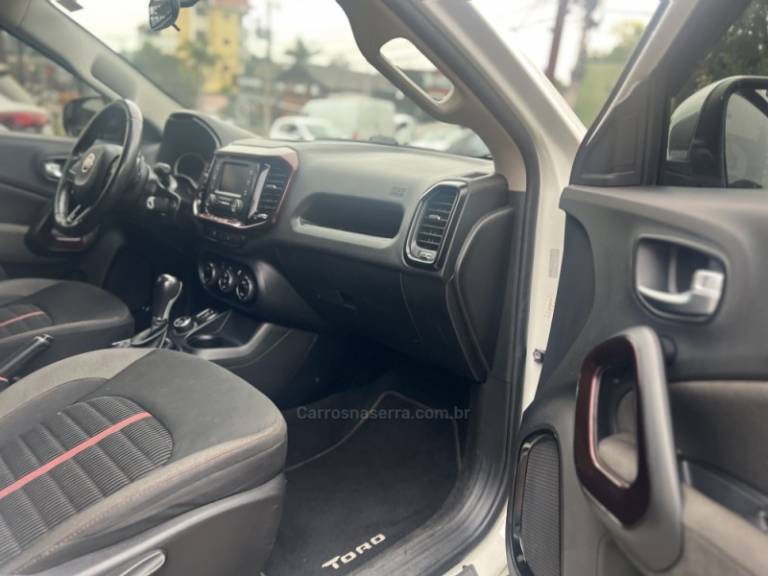 FIAT - TORO - 2019/2019 - Branca - R$ 99.900,00
