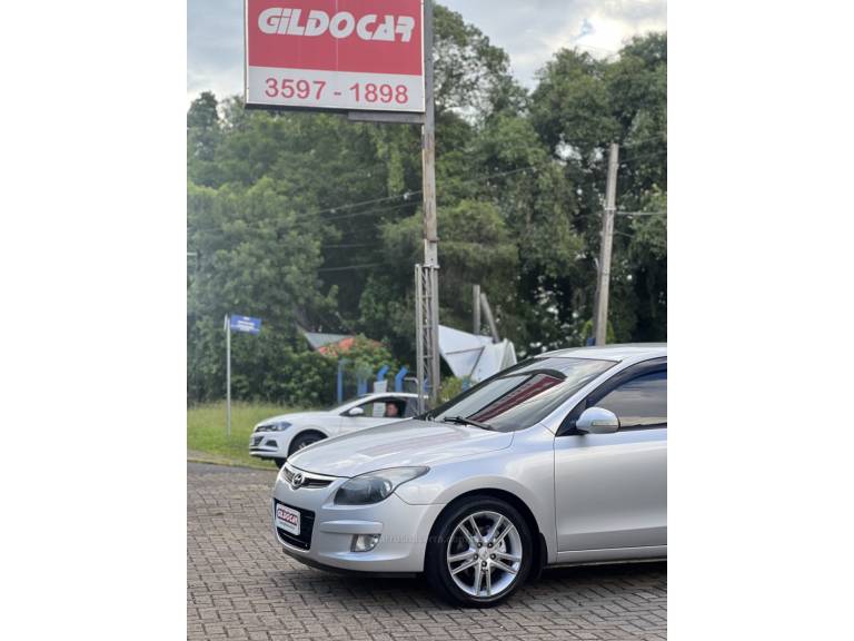 HYUNDAI - I30 - 2010/2010 - Prata - R$ 39.900,00