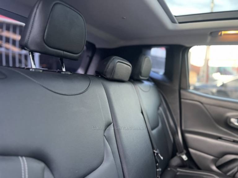 JEEP - RENEGADE - 2021/2021 - Branca - R$ 99.900,00