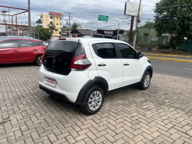 FIAT - MOBI - 2024/2024 - Branca - R$ 59.900,00