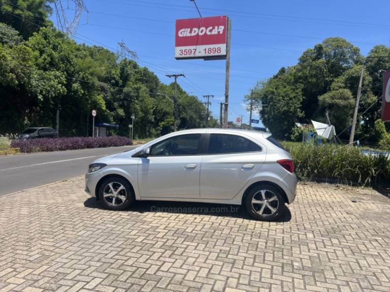 CHEVROLET - ONIX - 2019/2019 - Prata - Sob Consulta