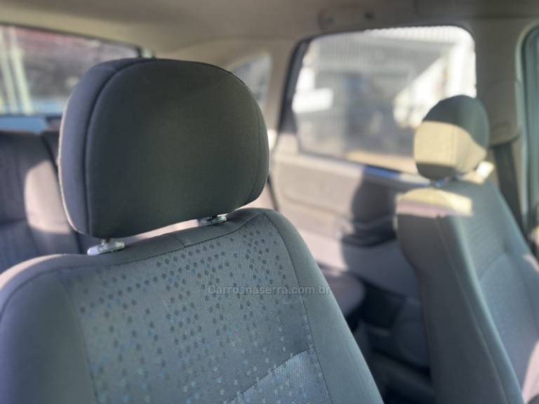 CHEVROLET - MERIVA - 2009/2009 - Prata - R$ 26.500,00