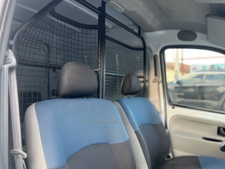 RENAULT - KANGOO - 2013/2013 - Branca - R$ 38.500,00