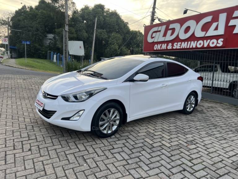 HYUNDAI - ELANTRA - 2015/2015 - Branca - R$ 71.900,00
