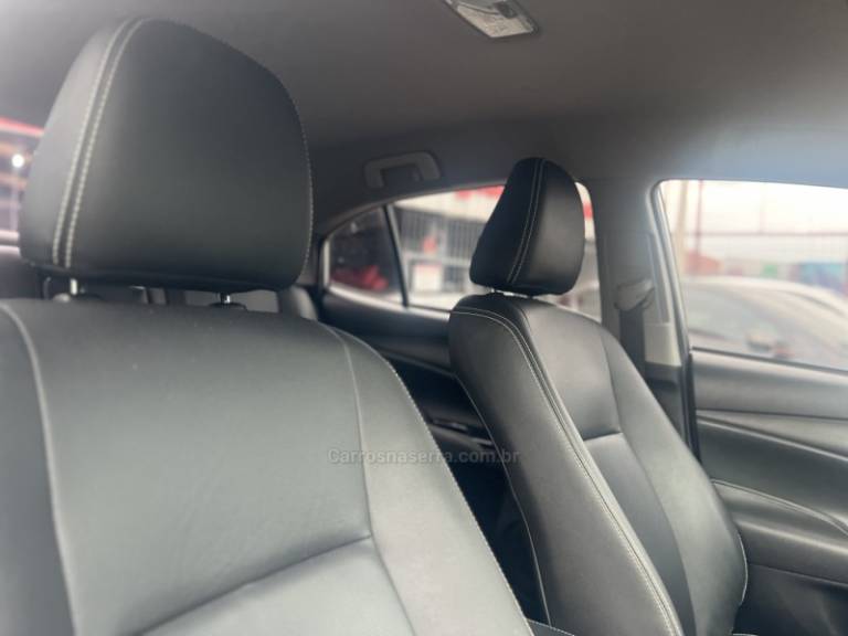 TOYOTA - ETIOS - 2019/2019 - Prata - R$ 82.500,00