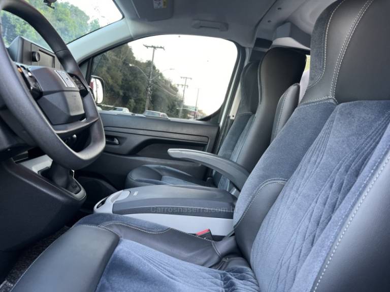FIAT - SCUDO CARGO - 2025/2025 - Branca - R$ 255.000,00