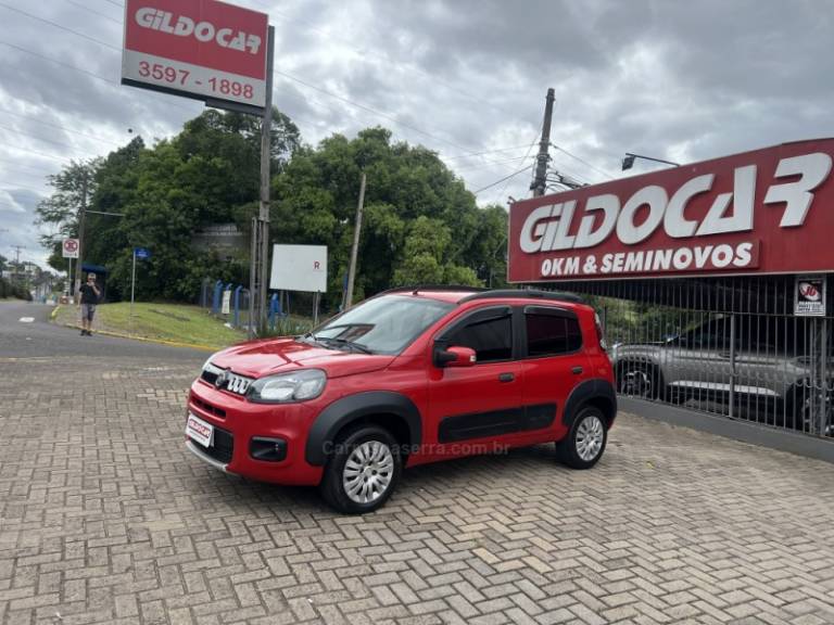 FIAT - UNO - 2016/2016 - Vermelha - R$ 43.800,00