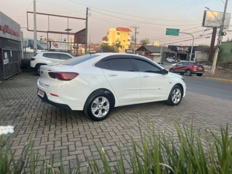 CHEVROLET - ONIX - 2020/2020 - Branca - R$ 84.900,00