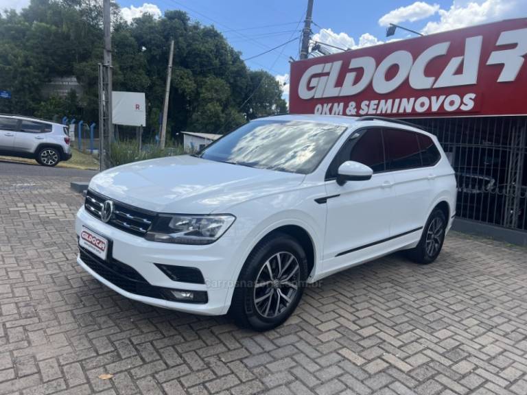 VOLKSWAGEN - TIGUAN - 2019/2019 - Branca - R$ 118.900,00