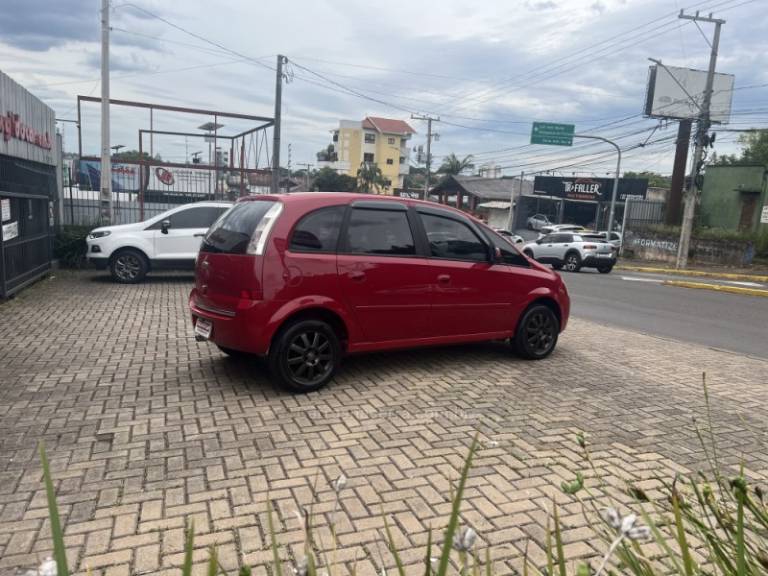 CHEVROLET - MERIVA - 2010/2010 - Vermelha - R$ 30.900,00